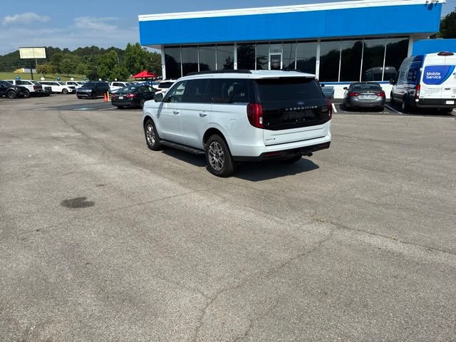 Certified 2025 Ford Expedition Active AWD/4WD image 28
