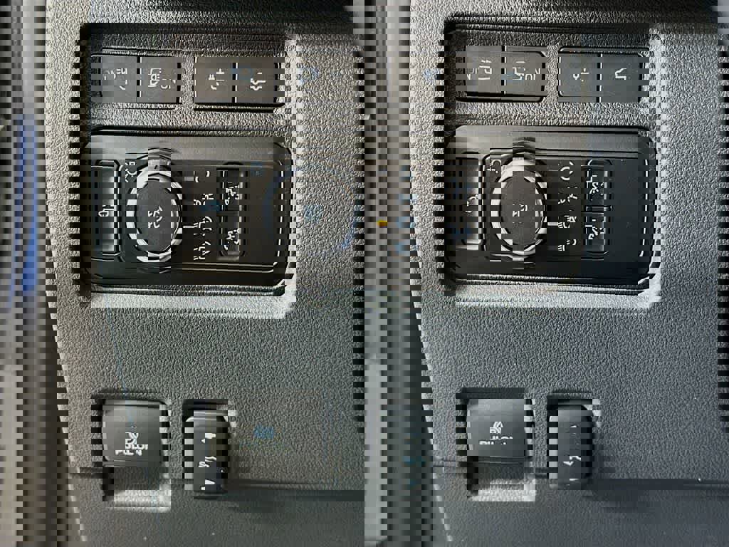 Certified 2024 Ford F250 Platinum w/ Tremor Off-Road Package image 26