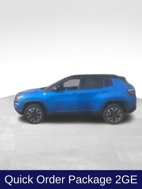 Used 2020 Jeep Compass Trailhawk w/ Cold Weather Group AWD/4WD image 3