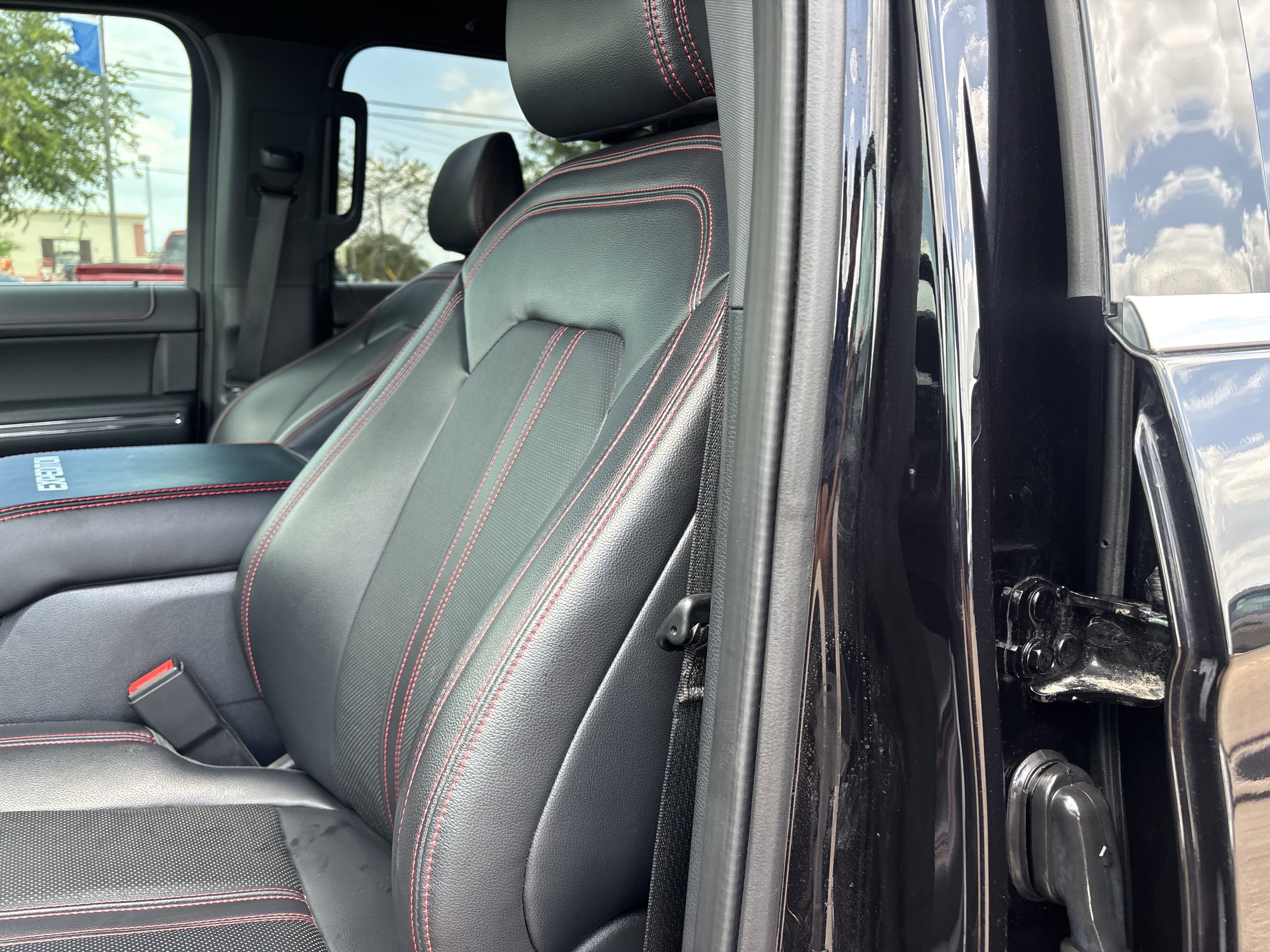 Certified 2023 Ford Expedition Limited RWD image 11