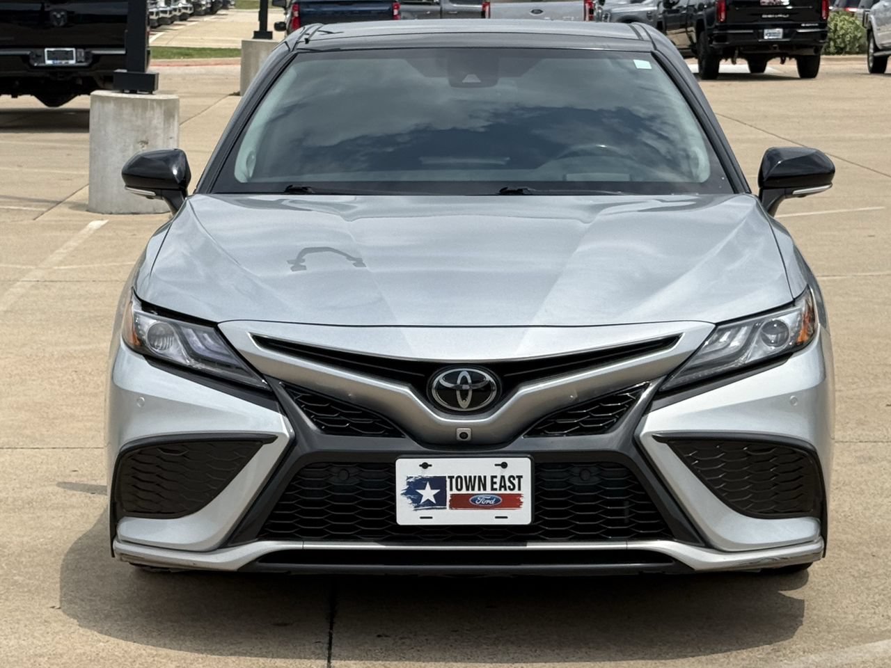 Used 2023 Toyota Camry XSE w/ Navigation Package FWD image 8
