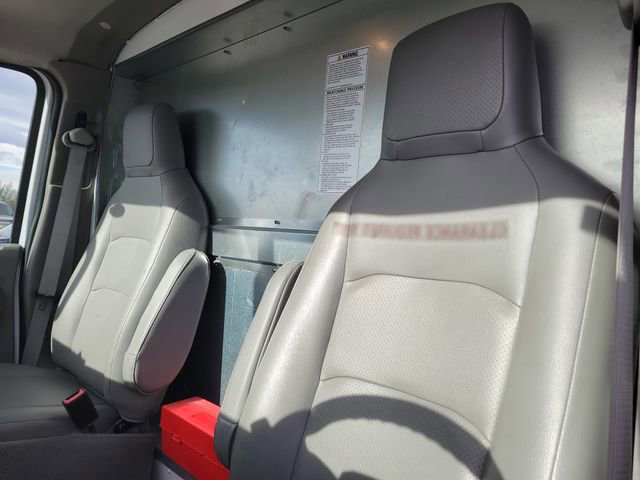 Certified 2024 Ford E-350 and Econoline 350 Super Duty w/ Driver's Safety Package image 13
