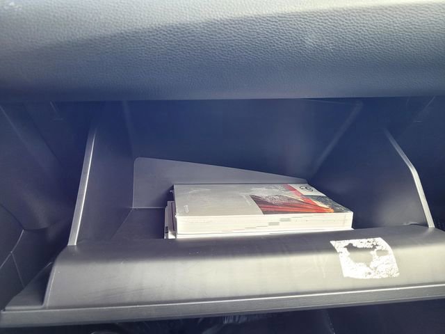 Used 2021 Toyota Corolla LE image 18