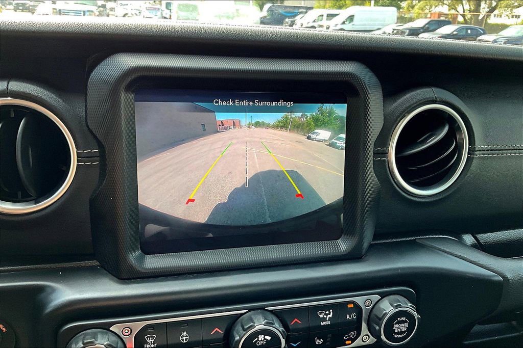 Used 2021 Jeep Wrangler Unlimited Sahara w/ Cold Weather Group image 20