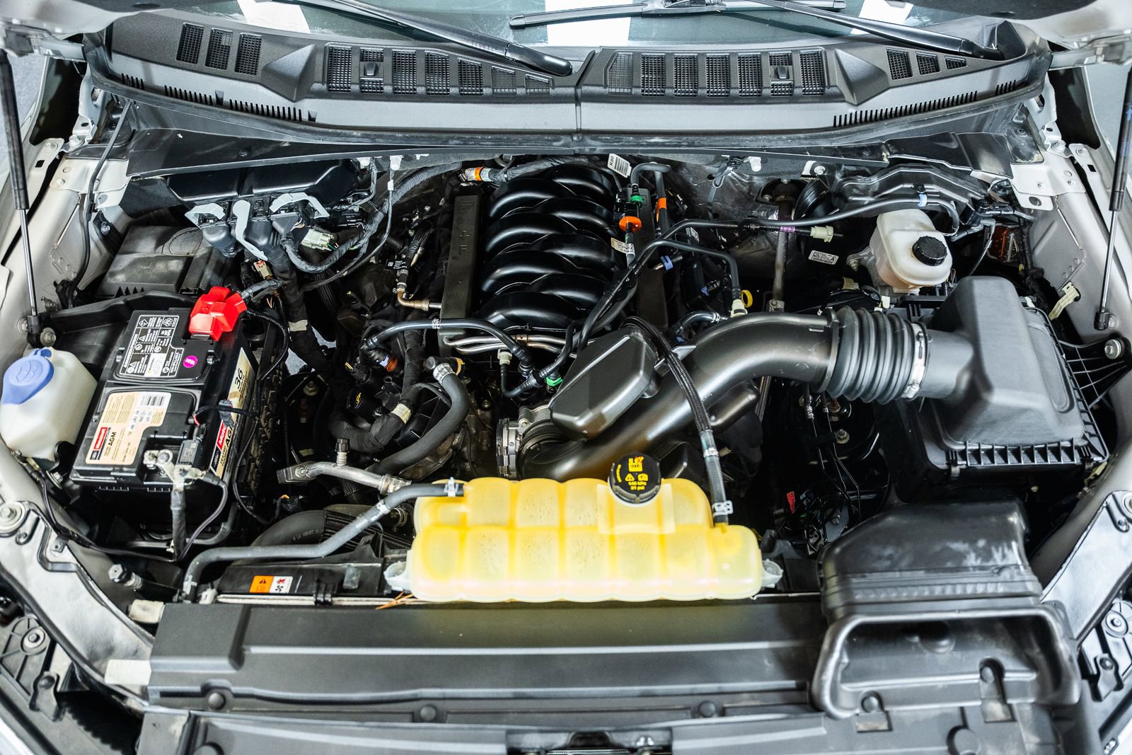 Certified 2020 Ford F150 XLT w/ Equipment Group 302A Luxury image 20