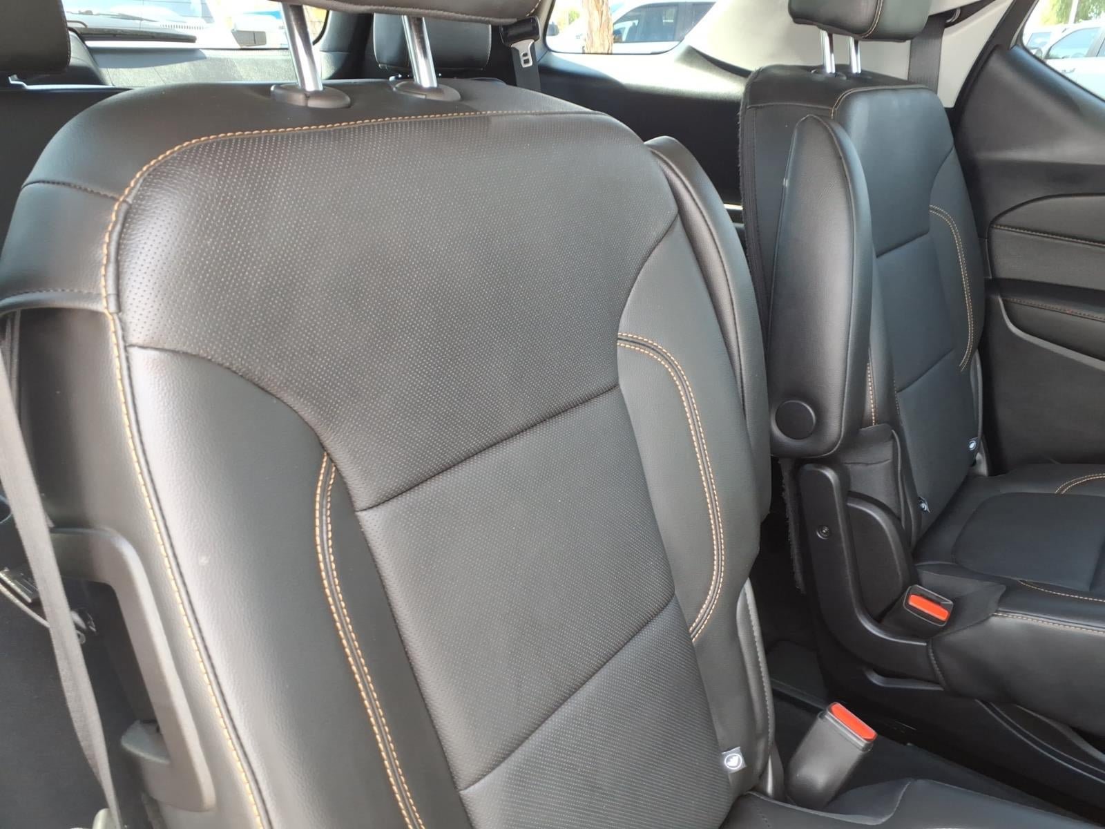 Used 2020 Chevrolet Traverse Premier w/ Redline Edition FWD image 16