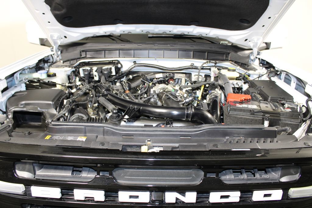 Certified 2023 Ford Bronco Outer Banks w/ Sasquatch Package image 7