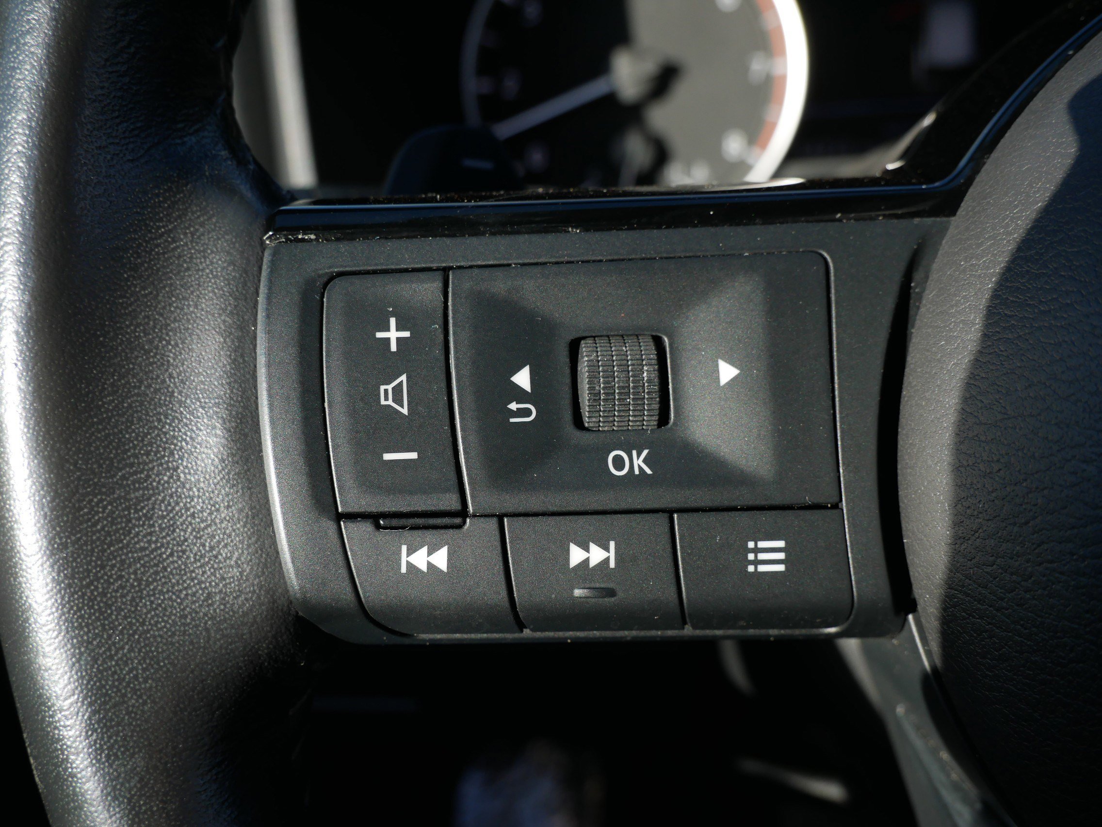 Used 2023 Nissan Rogue SL w/ SL Premium Package AWD/4WD image 27