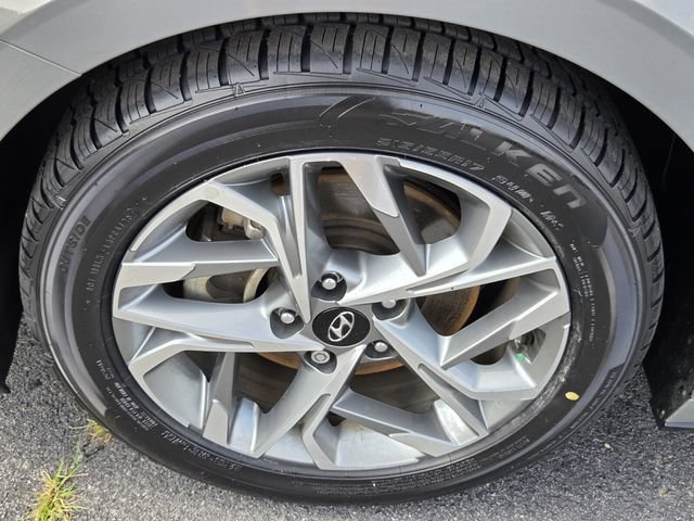 Used 2023 Hyundai Sonata SEL w/ Preferred Accessory Package FWD image 16