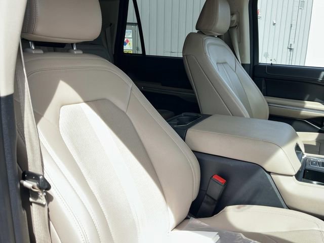 Certified 2024 Ford Expedition Max Limited image 27