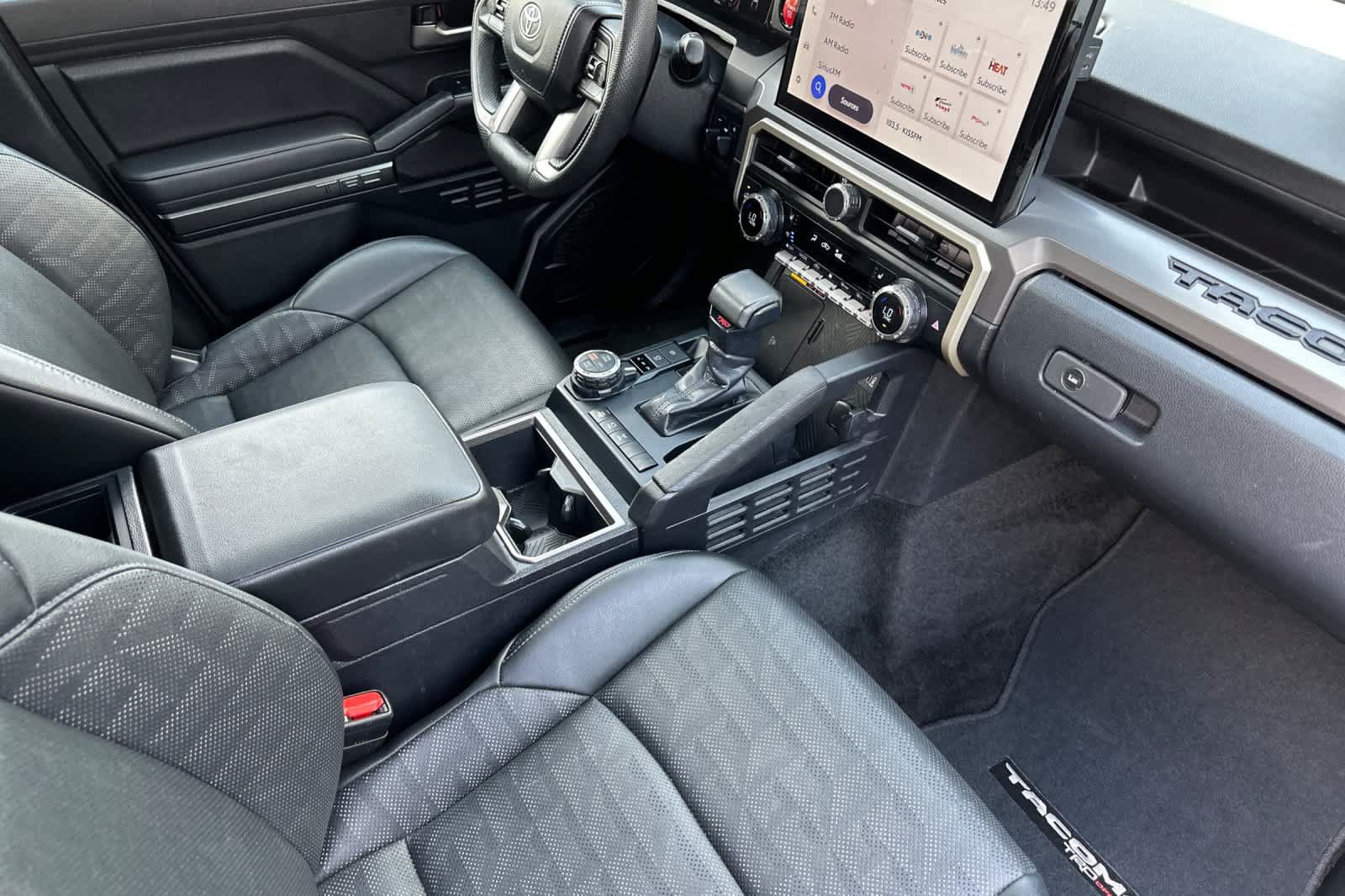 Used 2024 Toyota Tacoma TRD Off-Road w/ TRD Off Road Premium Package AWD/4WD image 15