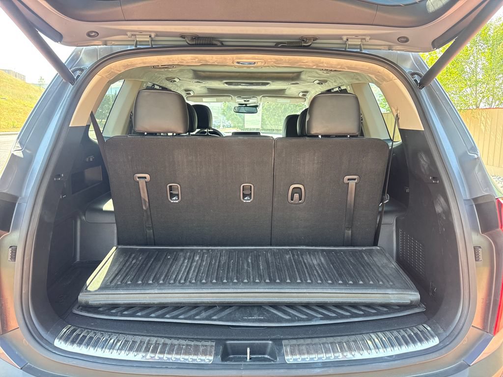 Used 2022 Kia Telluride SX w/ SX Prestige Package AWD/4WD image 9