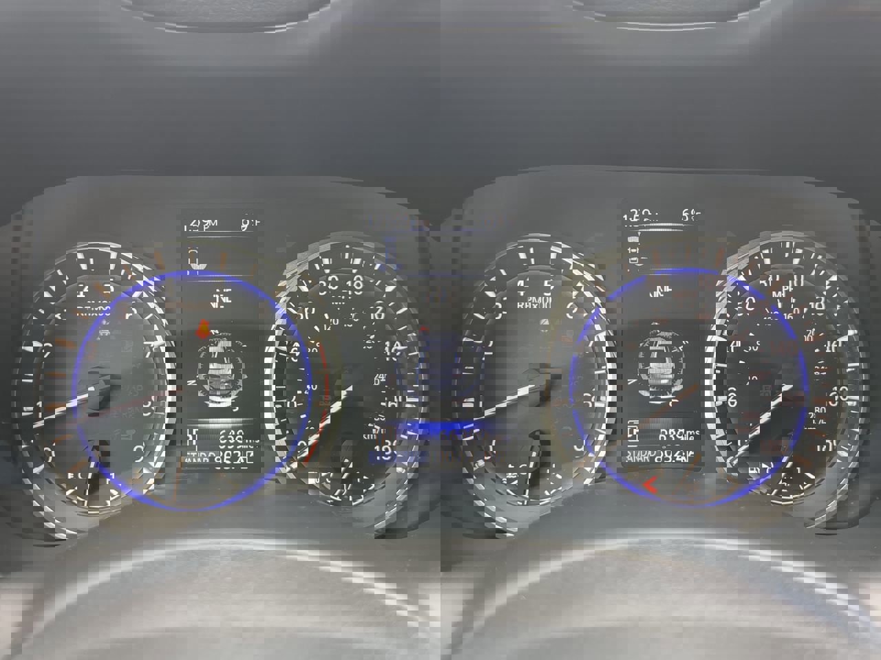 Used 2019 INFINITI Q60 3.0t Luxe w/ Essential Package image 25