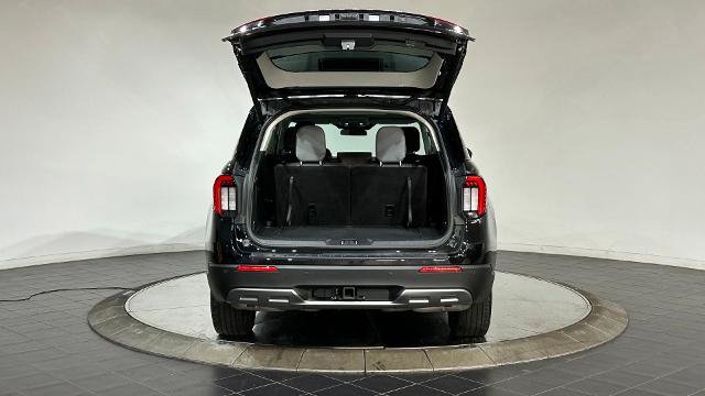 Certified 2025 Ford Explorer Active w/ Active Comfort Package AWD/4WD image 28