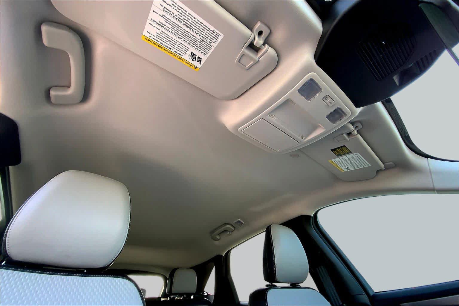 Certified 2025 Ford Escape SE FWD image 28
