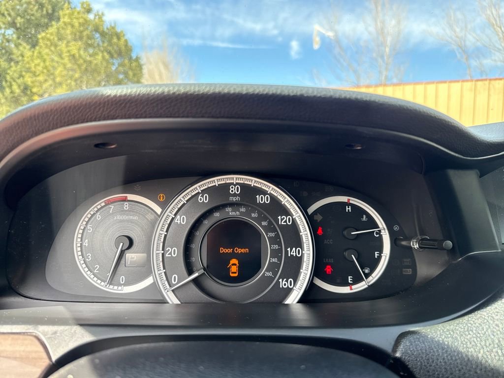 Used 2017 Honda Accord Touring image 15