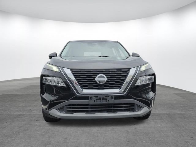 Used 2022 Nissan Rogue SV FWD image 2