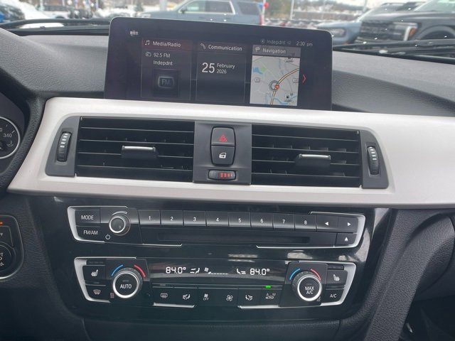 Used 2018 BMW 320i xDrive Sedan w/ Convenience Package image 21