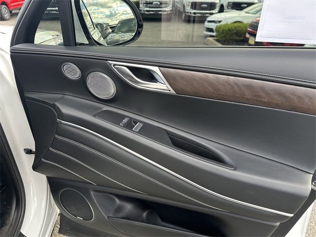 Used 2024 Genesis GV80 2.5T w/ Prestige Package image 36