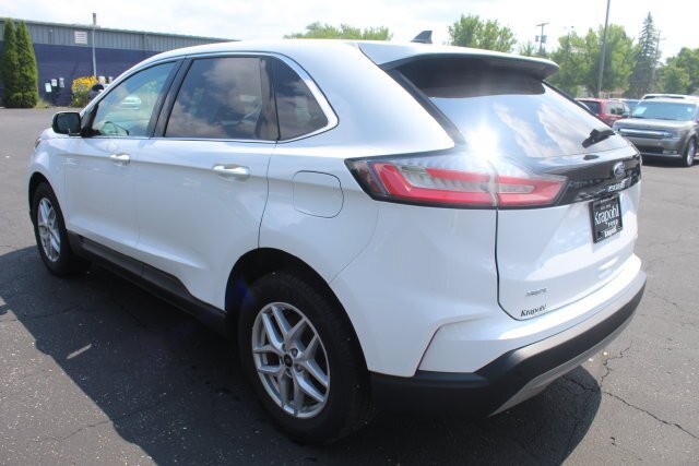 Certified 2024 Ford Edge SEL w/ Convenience Package AWD/4WD image 12
