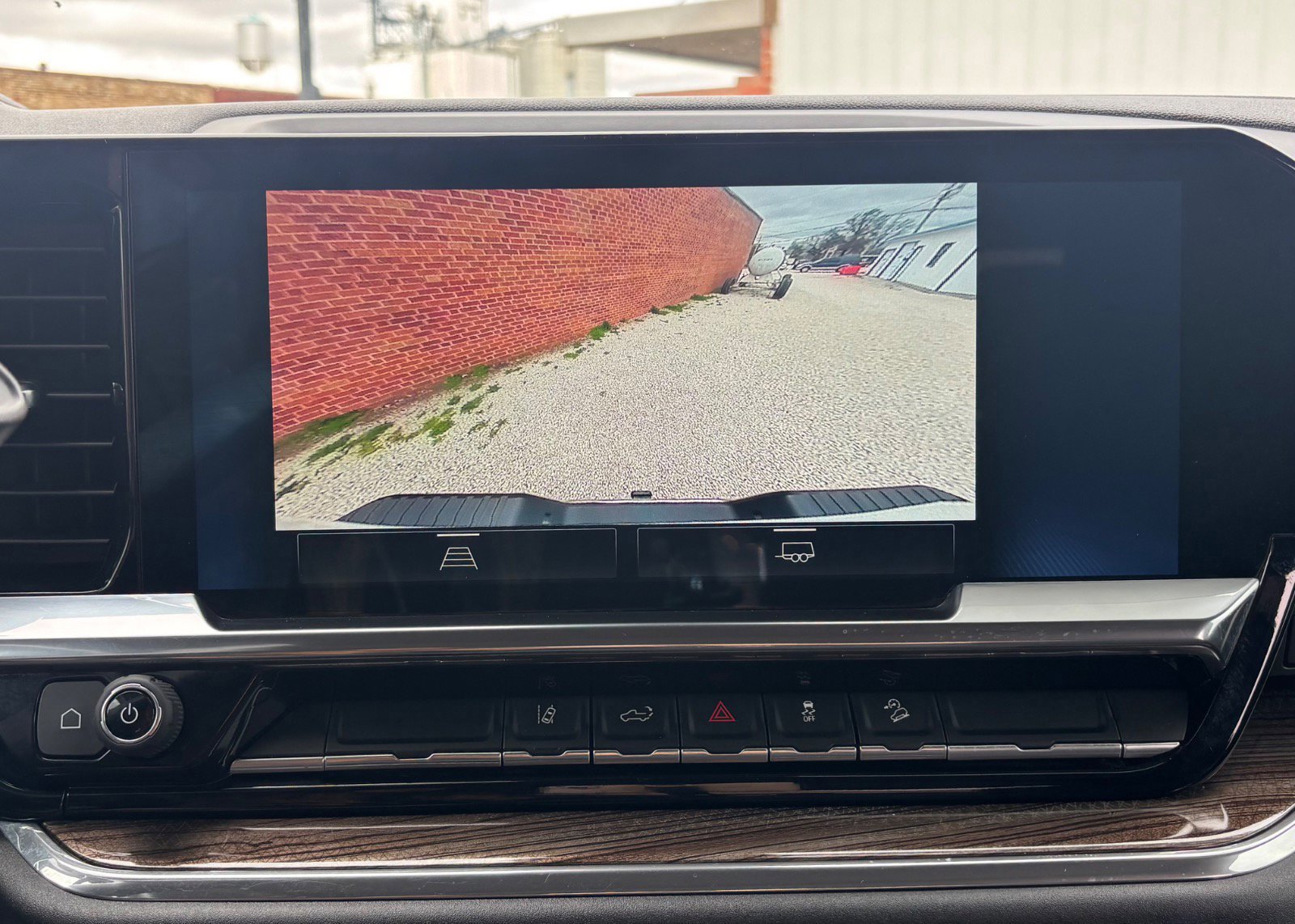 Used 2024 Chevrolet Silverado 2500 LT w/ Z71 Off-Road Package image 42