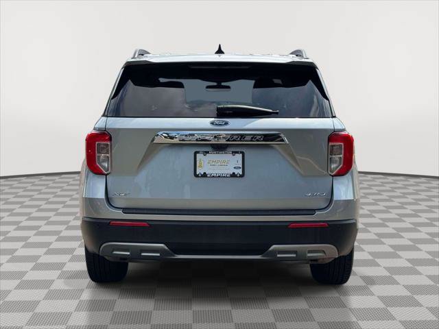 Certified 2023 Ford Explorer XLT w/ Equipment Group 202A AWD/4WD image 6