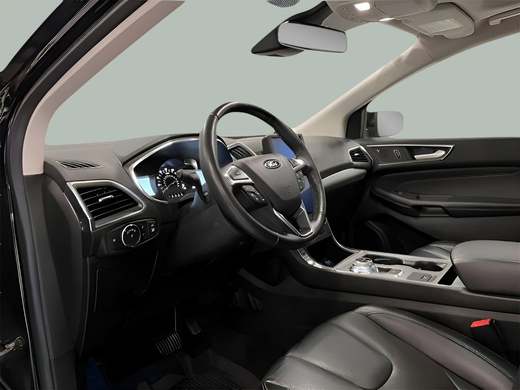 Certified 2021 Ford Edge Titanium w/ Canadian Touring Package AWD/4WD image 11