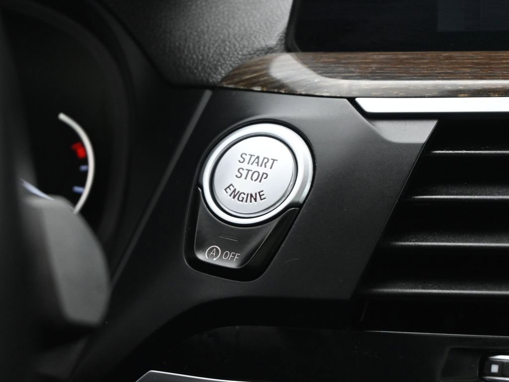 Used 2021 BMW X3 sDrive30i w/ Convenience Package image 14