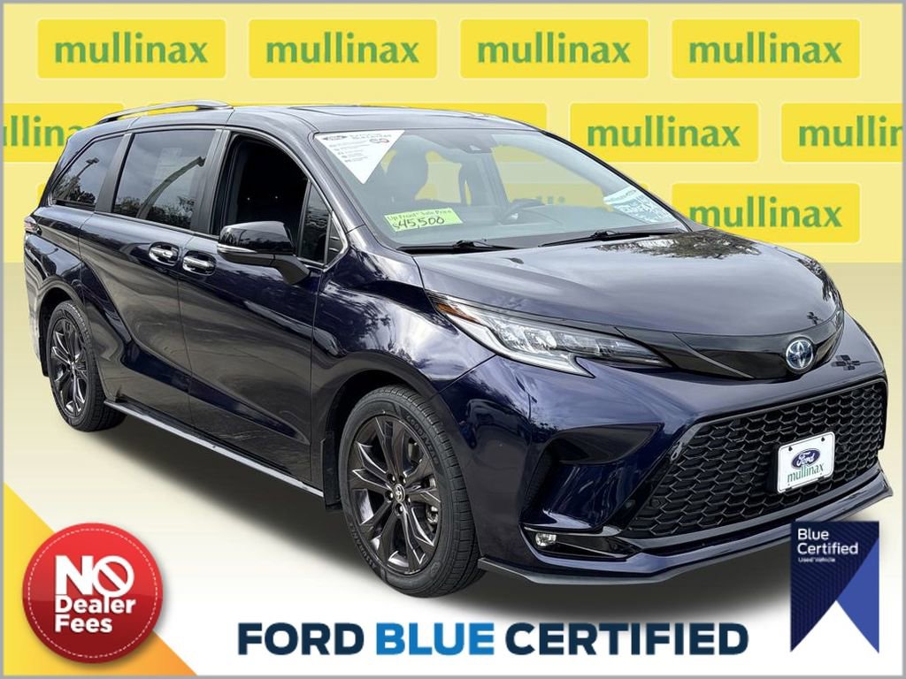 Used 2024 Toyota Sienna XSE