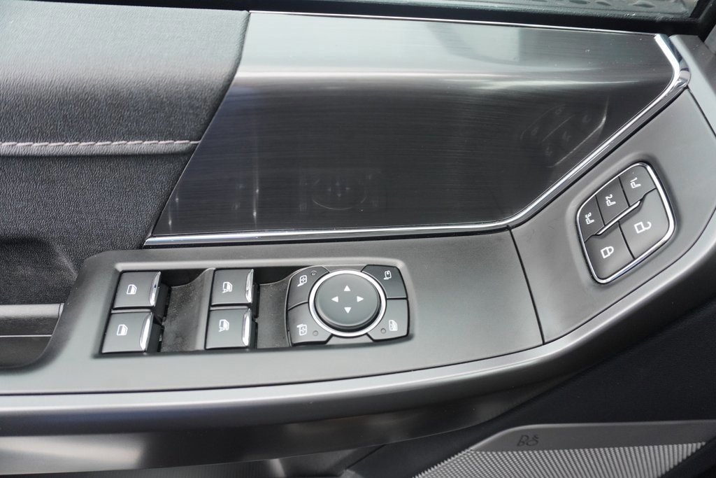 Certified 2025 Ford F150 Lariat w/ Equipment Group 501A Mid image 9