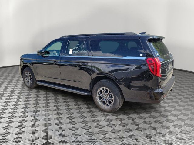 Certified 2025 Ford Expedition Max Active RWD image 3