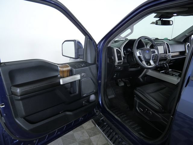 Certified 2018 Ford F150 Lariat w/ Equipment Group 502A Luxury AWD/4WD image 17