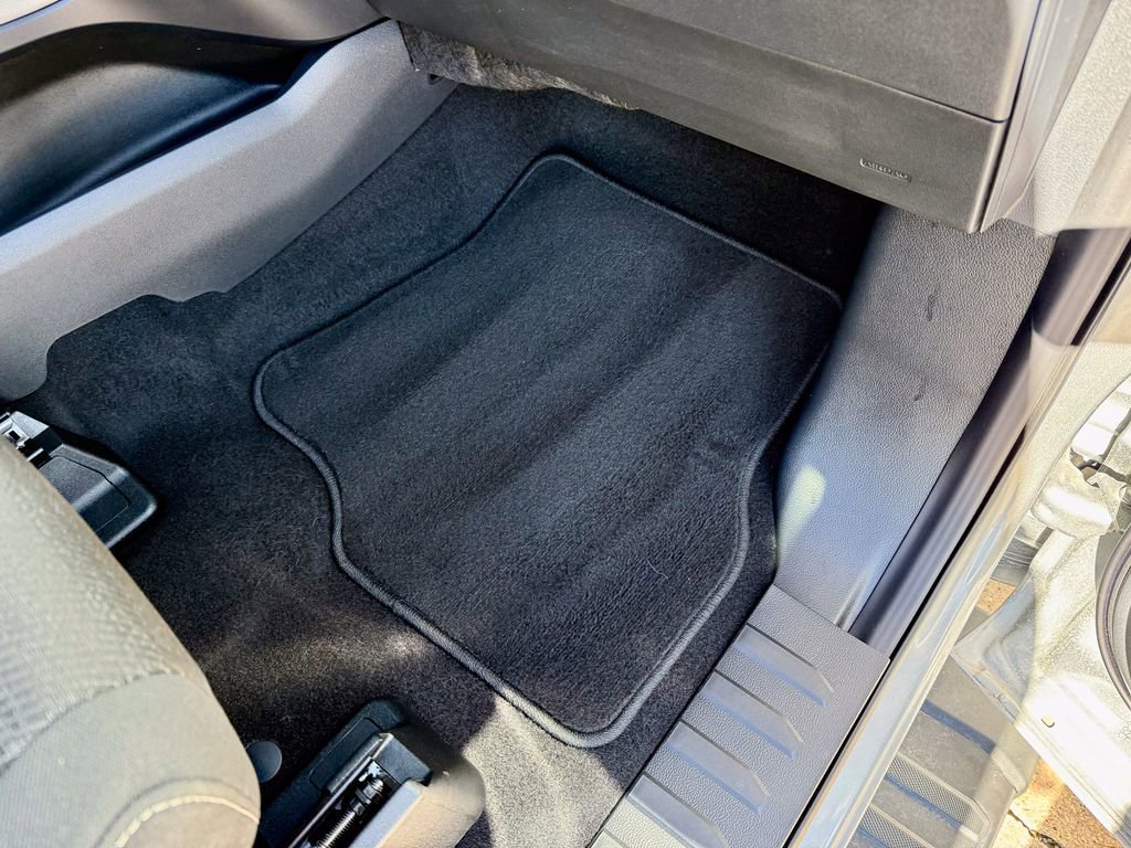 Certified 2025 Ford F150 XLT w/ Equipment Group 302A MID image 19