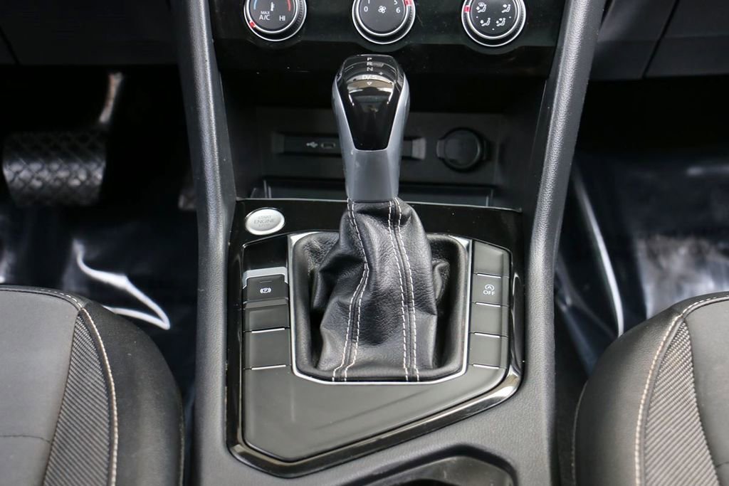 Used 2023 Volkswagen Taos SE FWD image 29