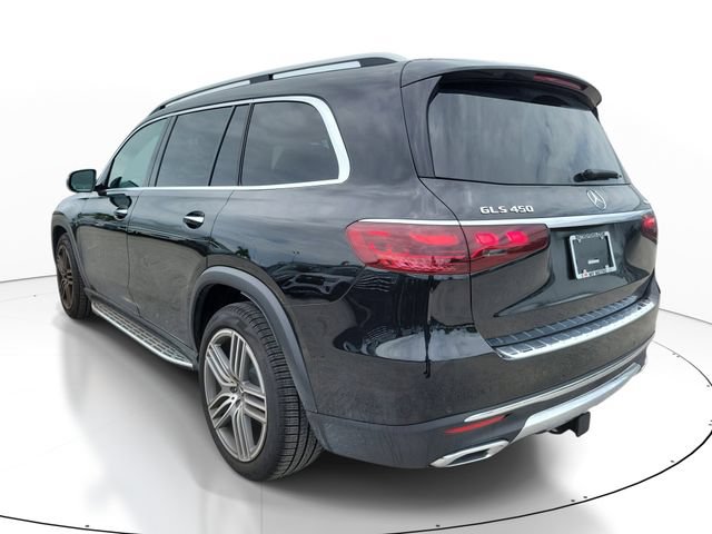 Used 2025 Mercedes-Benz GLS 450 4MATIC image 3