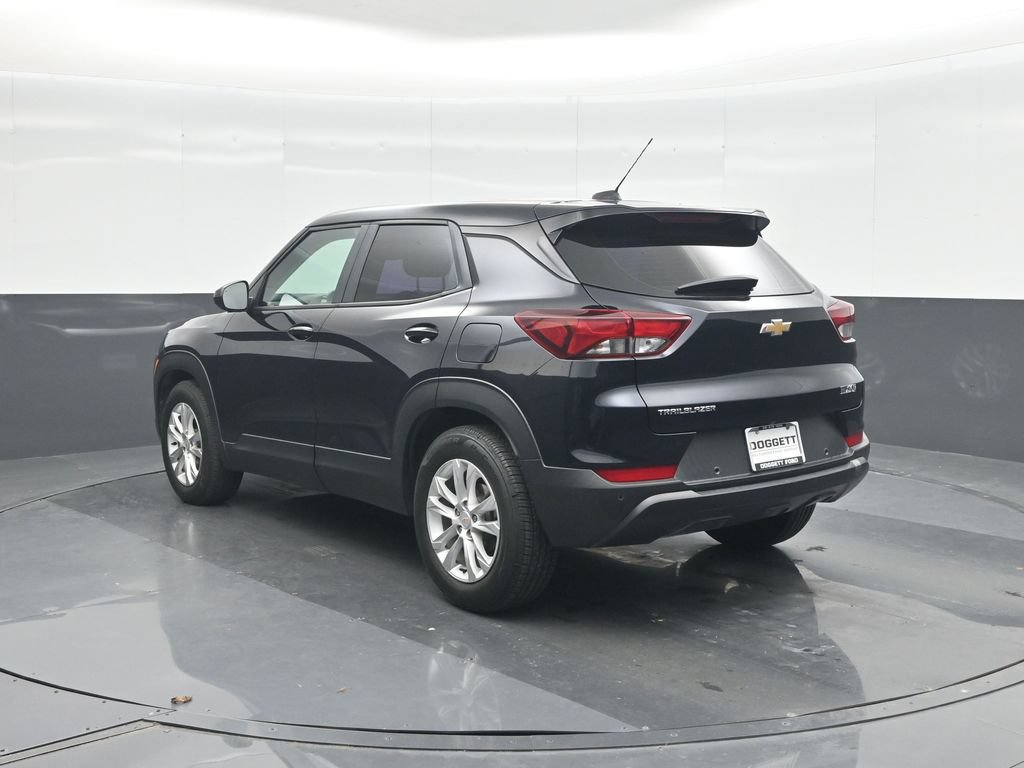 Used 2021 Chevrolet TrailBlazer LS FWD image 22