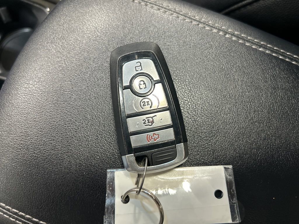 Certified 2020 Ford Edge Titanium w/ Equipment Group 301A AWD/4WD image 25