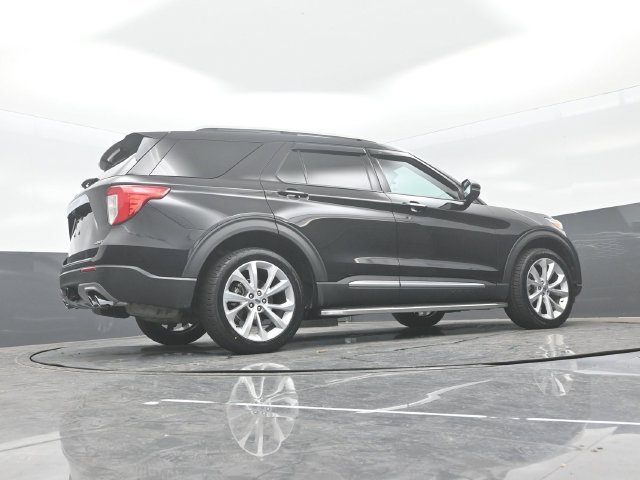 Certified 2024 Ford Explorer Platinum w/ Technology Package AWD/4WD image 25