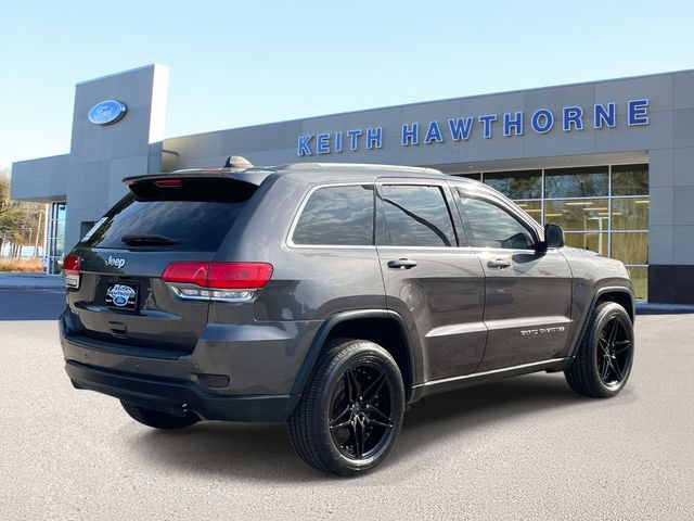 Used 2017 Jeep Grand Cherokee Laredo AWD/4WD image 6