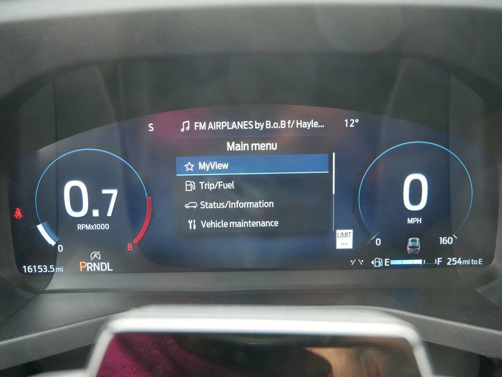 Certified 2025 Ford Explorer ST-Line w/ ST-Line Street Pack image 22