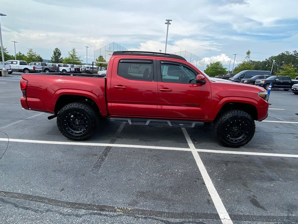 Used 2020 Toyota Tacoma SR w/ SR Convenience Package RWD image 8