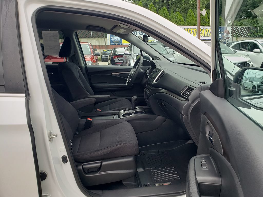 Used 2020 Honda Pilot LX image 19