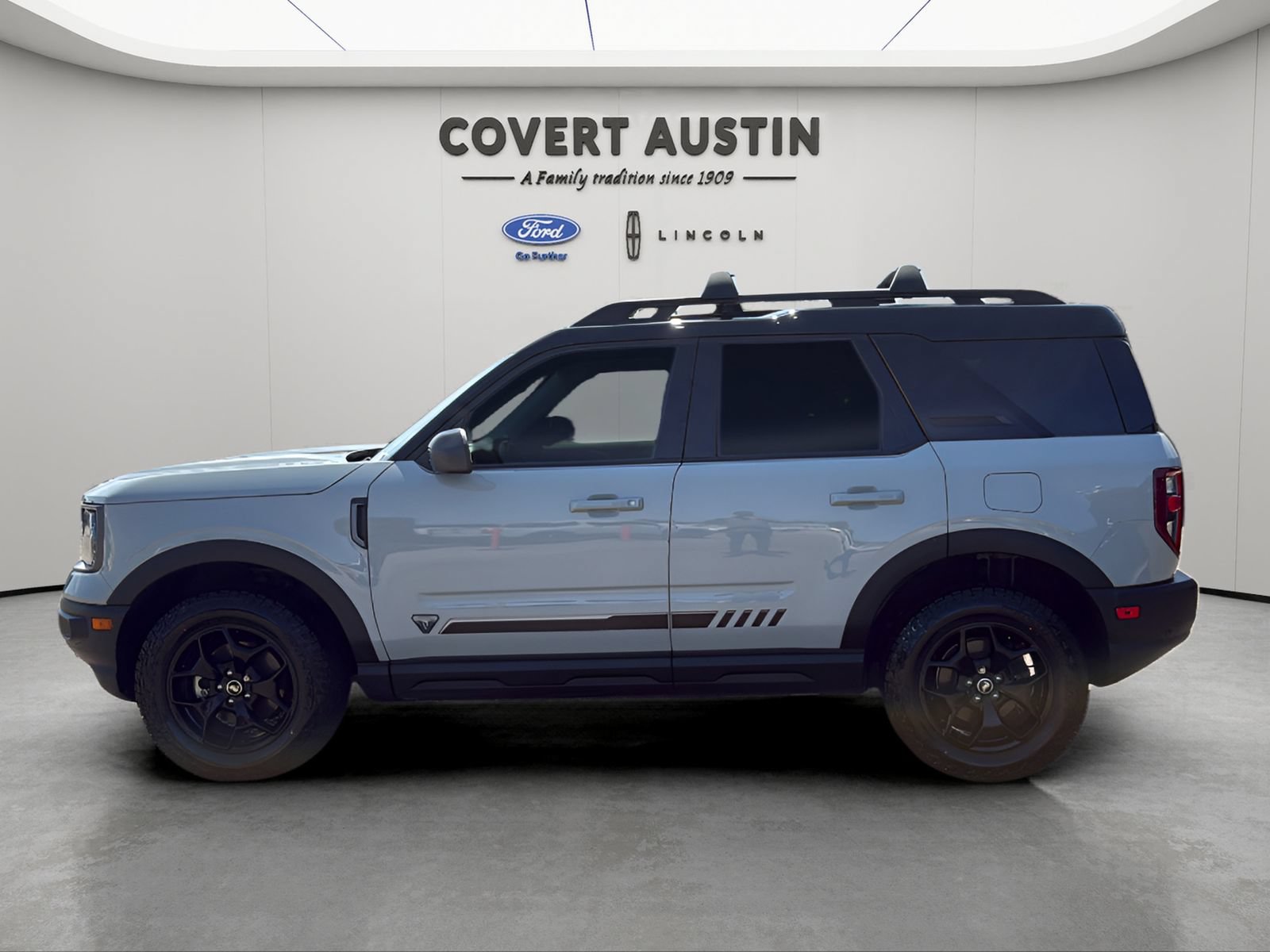Certified 2021 Ford Bronco Sport First Edition AWD/4WD image 2