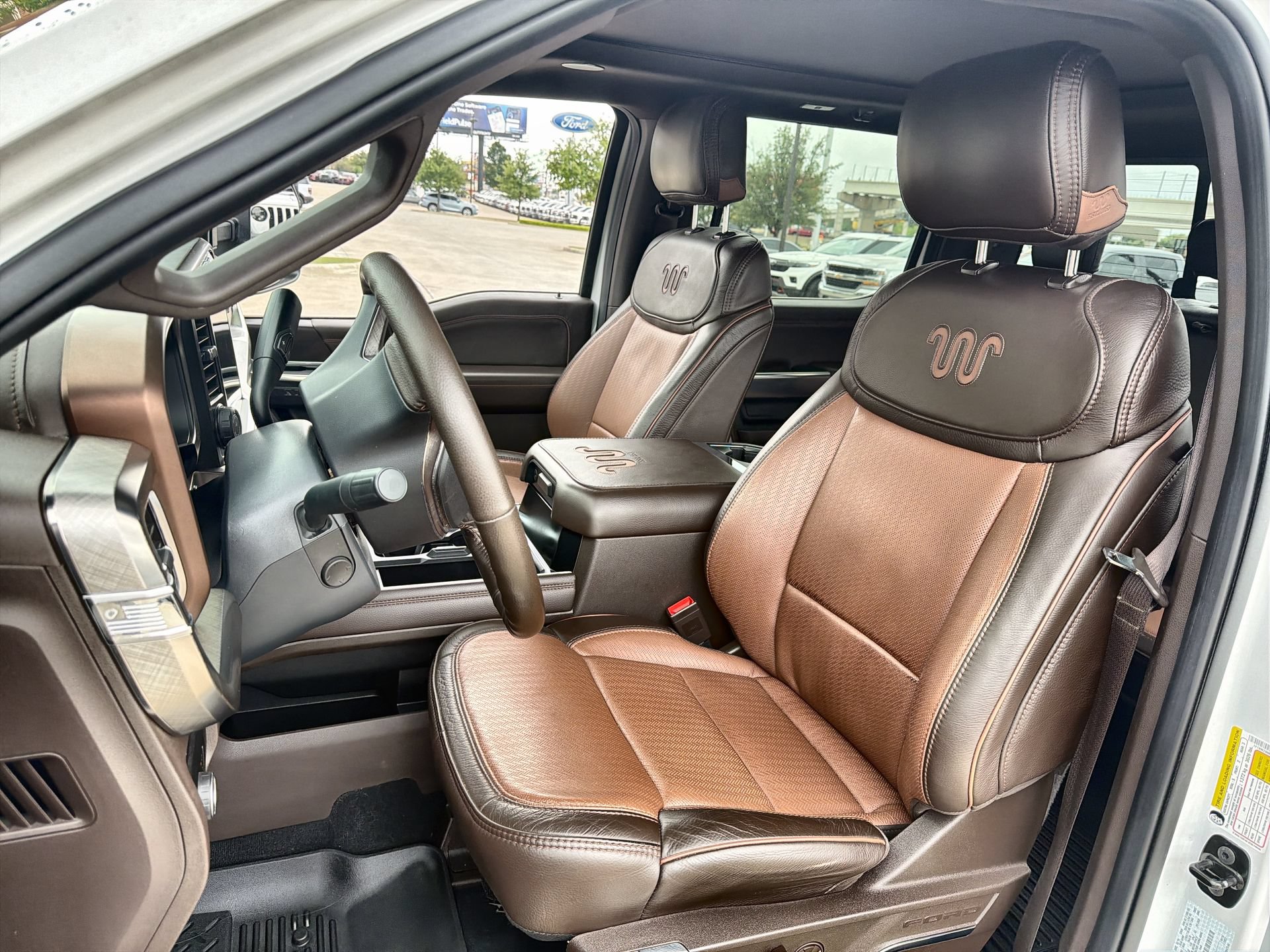 Certified 2024 Ford F250 King Ranch w/ Tremor Off-Road Package AWD/4WD image 11