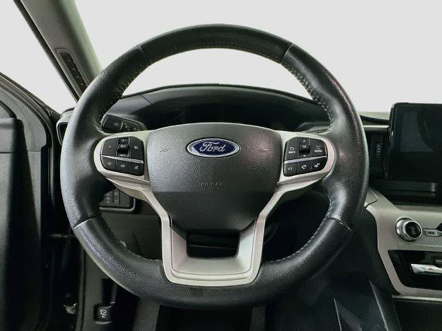 Certified 2023 Ford Explorer XLT RWD image 16