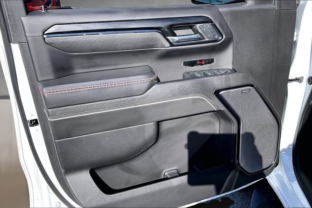Used 2024 GMC Sierra 1500 AT4X image 17
