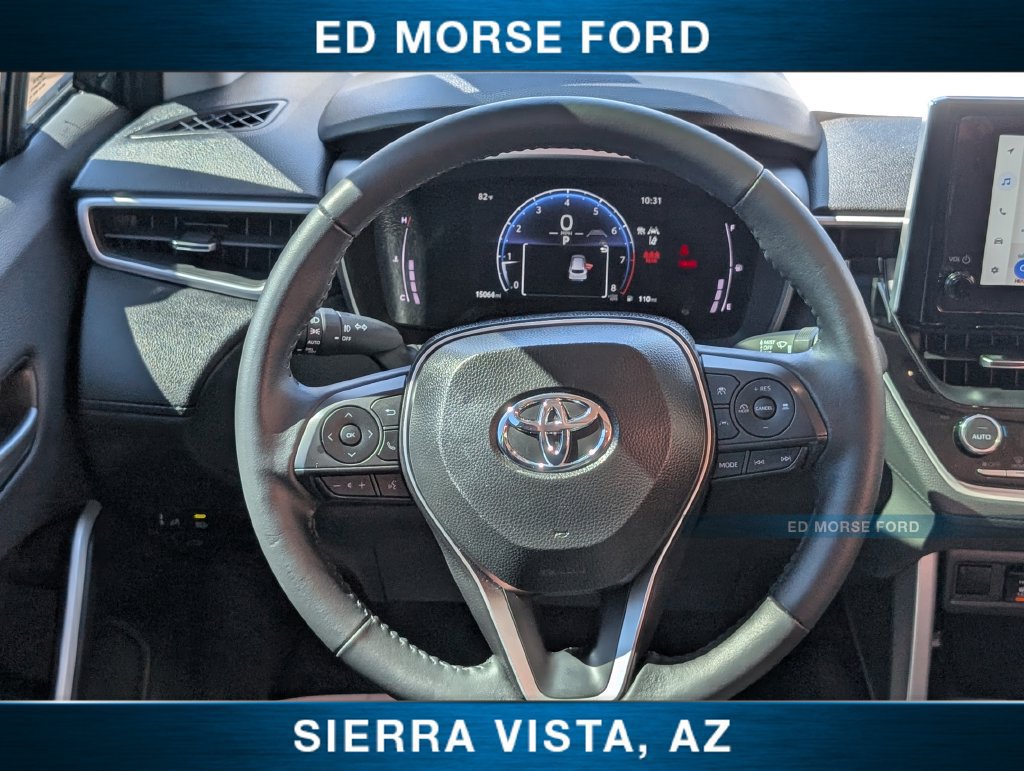 Used 2025 Toyota Corolla Cross XLE AWD/4WD image 16