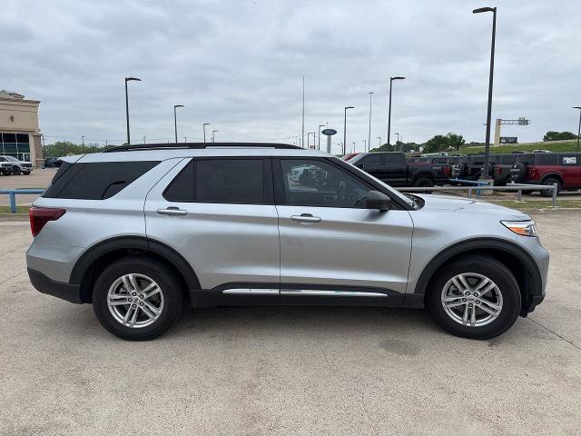 Certified 2023 Ford Explorer XLT w/ Equipment Group 202A image 17