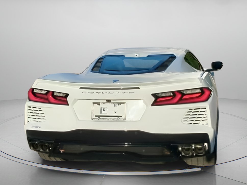 Used 2022 Chevrolet Corvette Stingray Preferred Cpe w/ Z51 Performance Package RWD image 25