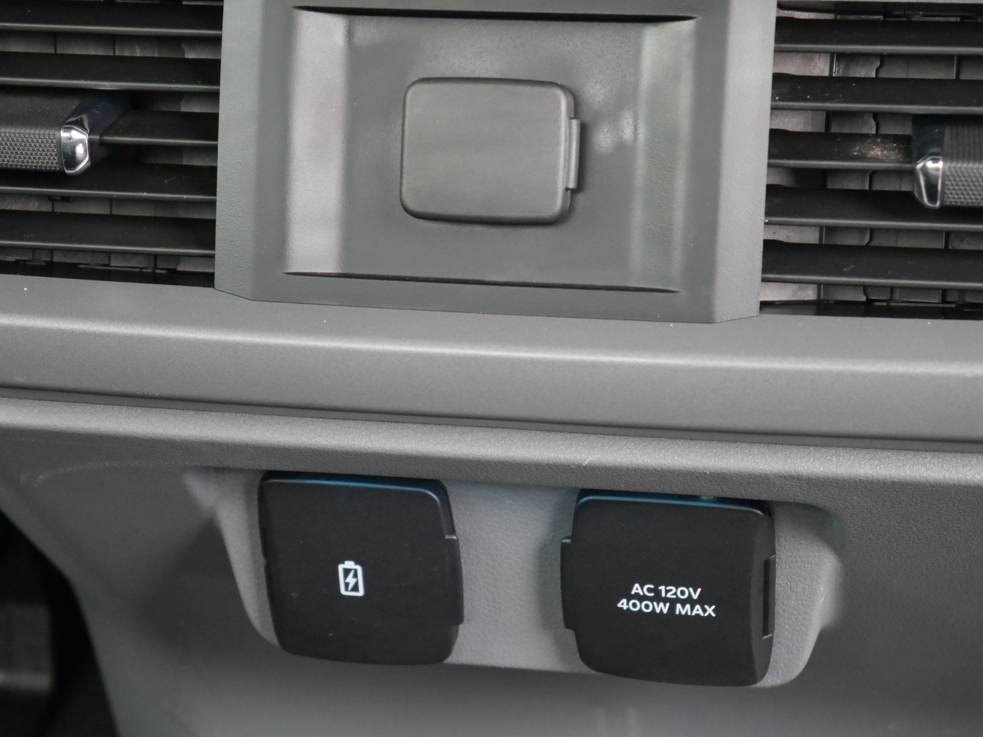 Certified 2023 Ford F150 XLT w/ Equipment Group 301A Mid image 33